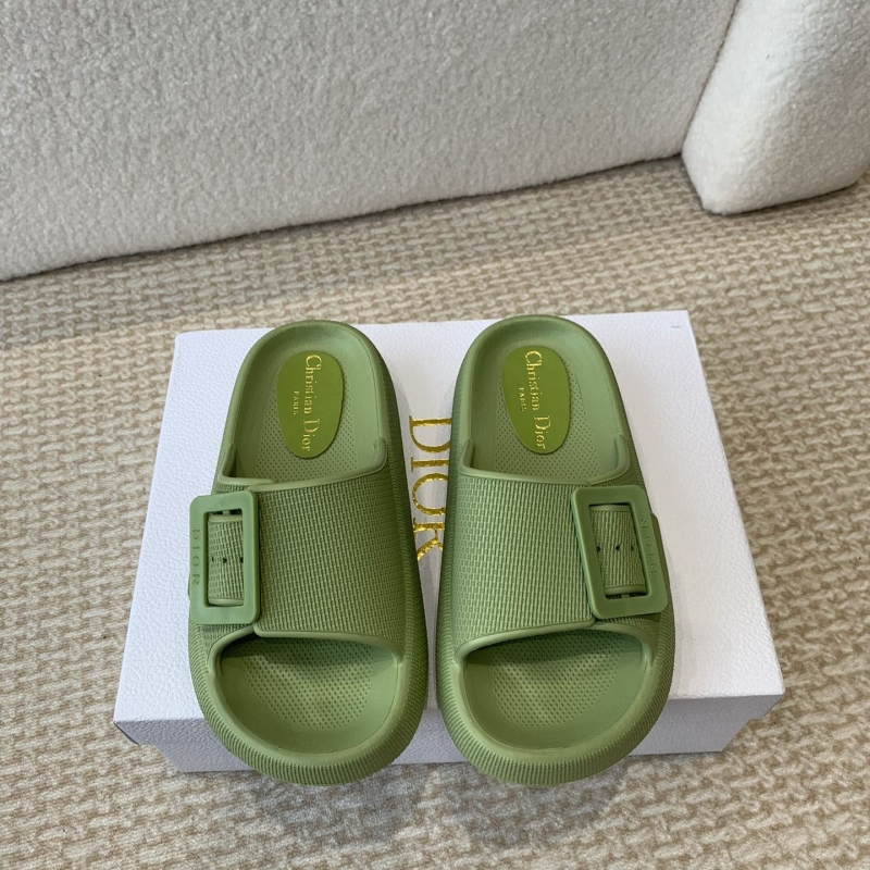 ch**an D*or slippers